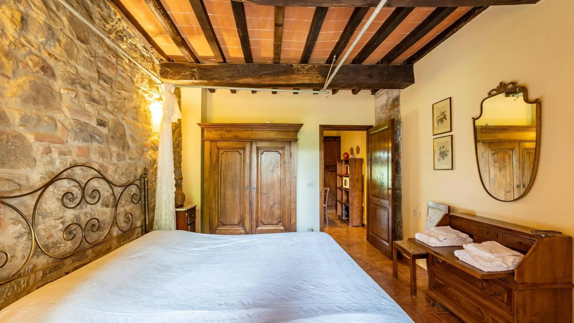 Fattoria Montalbano Villa Reggello 0*,