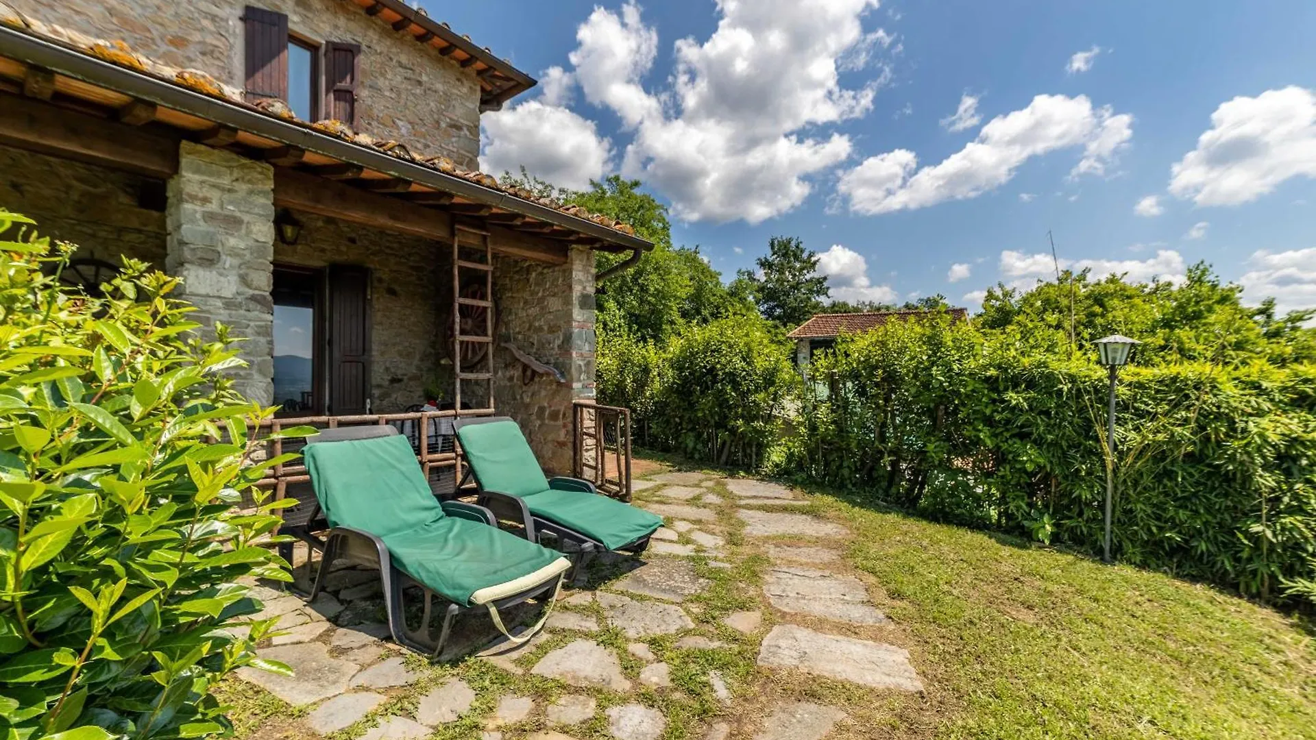 Farm stay Fattoria Montalbano Villa Reggello Italy
