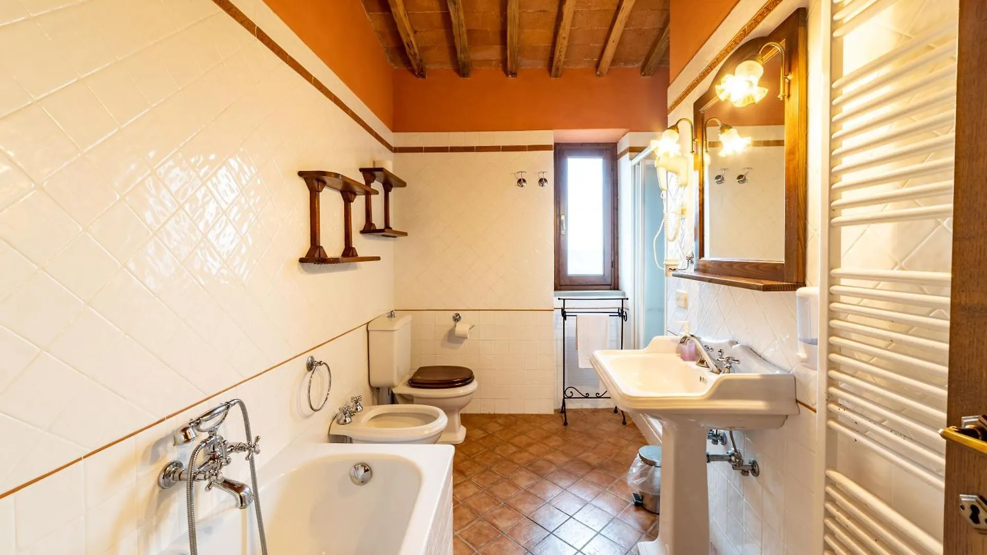 Farm stay Fattoria Montalbano Villa Reggello Italy